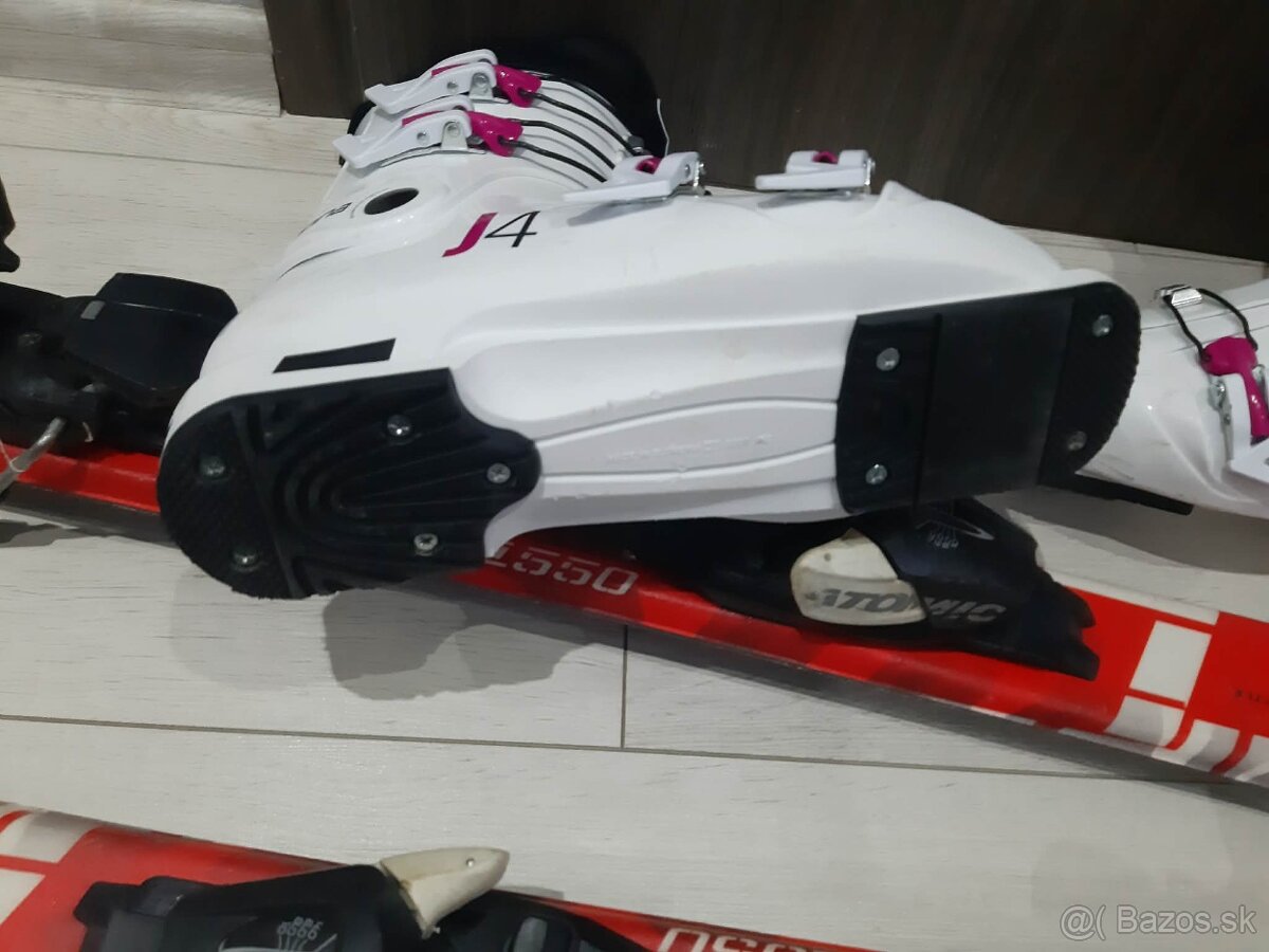 lyže Atomic a lyžiarky - 5