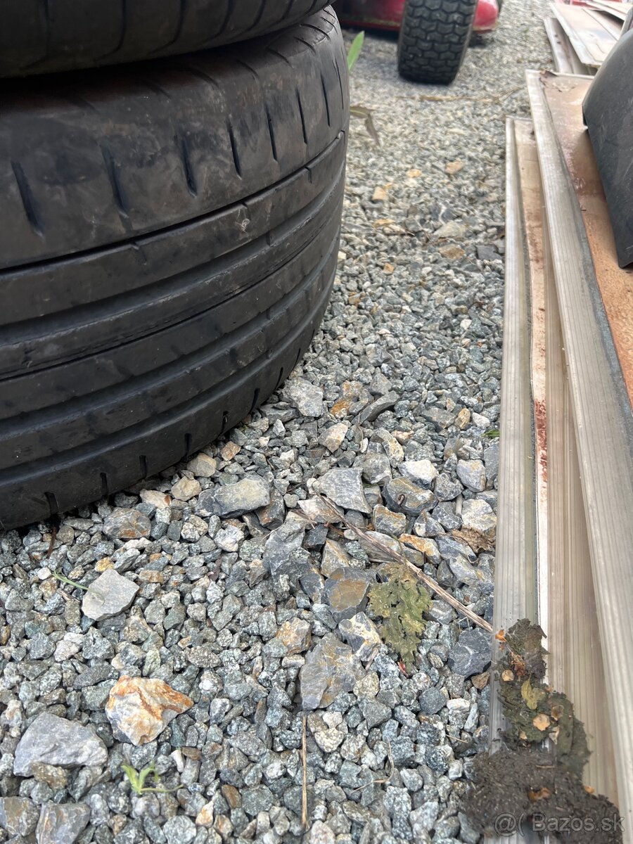 Letne pneu 285/45r20 - 5