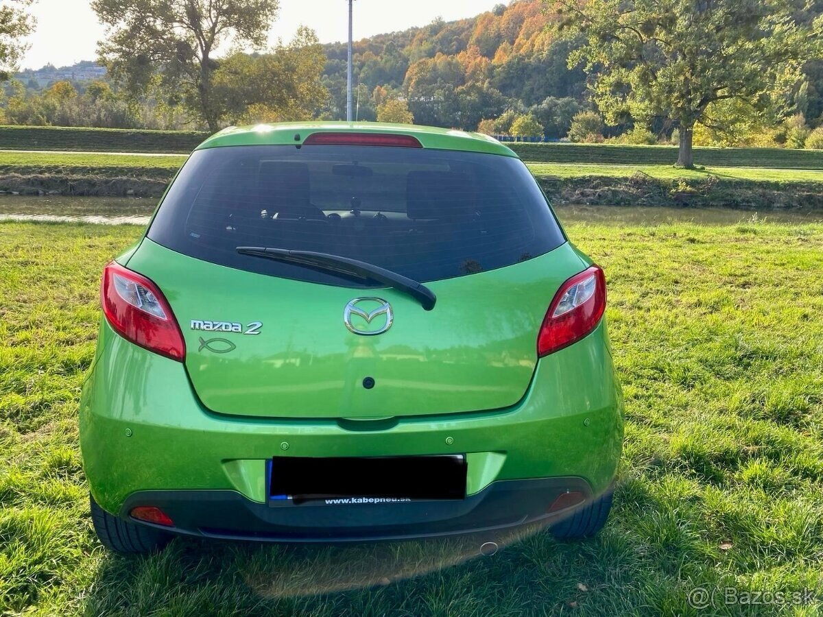 Mazda 2 TOP STAV, 75 000 km, STK platné do 08/2027 - 5