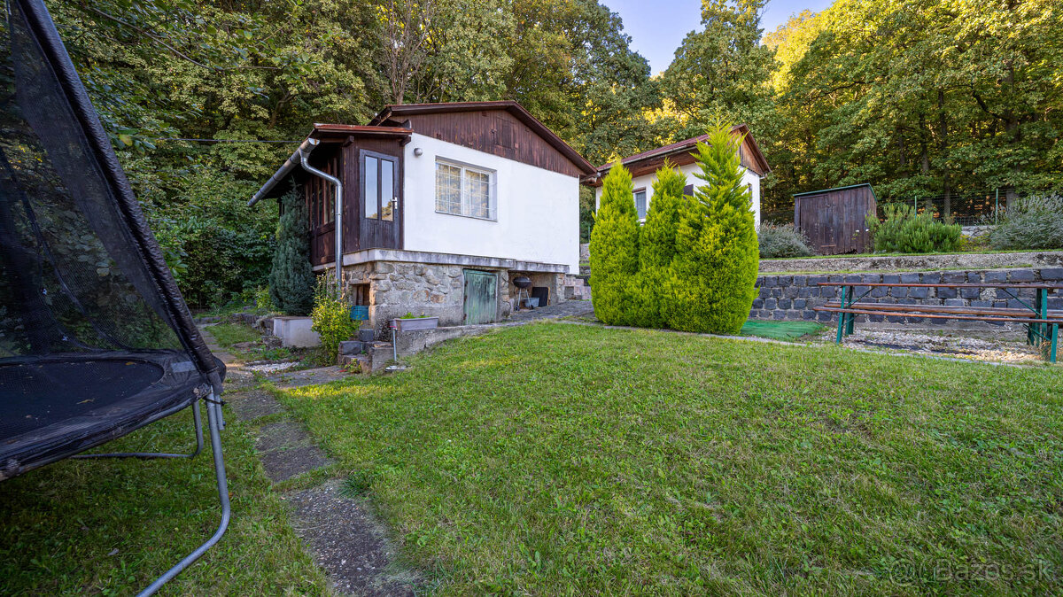 Pozemok s rekreačnou chatou a krásnym výhľadom v lukratívnej - 5