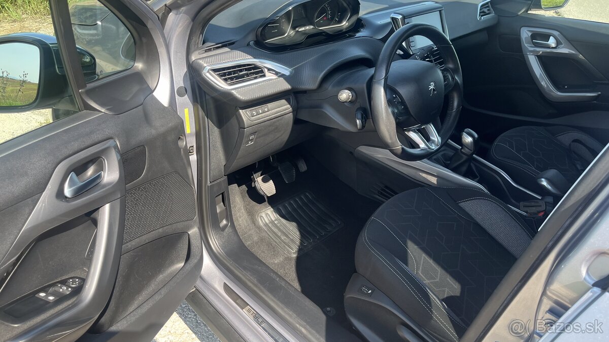 Peugeot 2008 1,2THP, 81kW, r.v.08/2017, 36.919km - 5