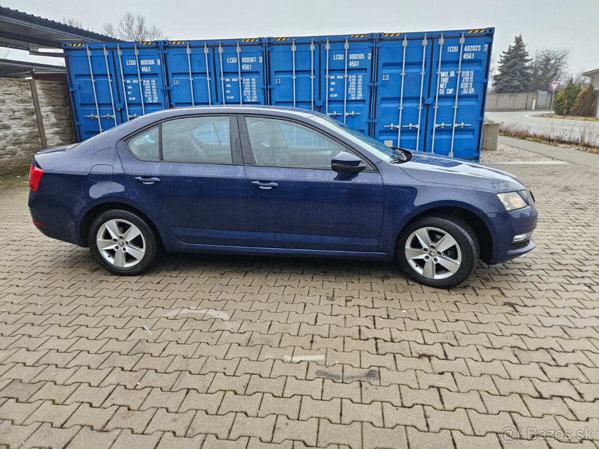 Škoda Octavia 1.6 TDI Style modrá - 5