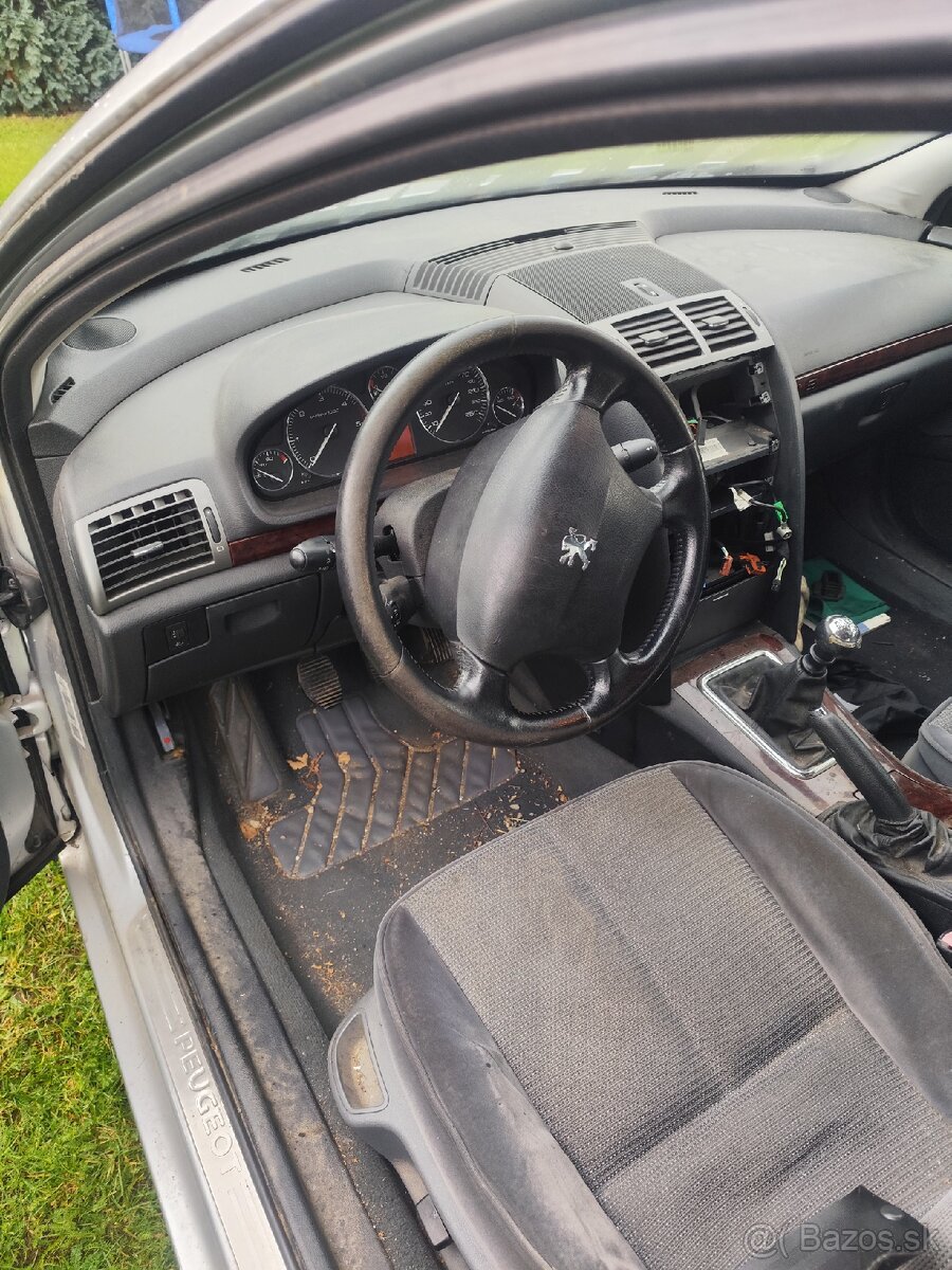 Peugeot 407 - 5