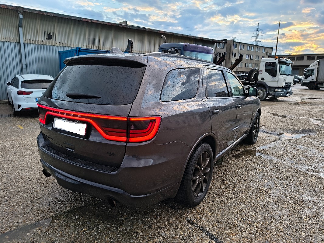 2017_DODGE DURANGO 5.7 V8 R/T 4x4_7 miestne_ - 5
