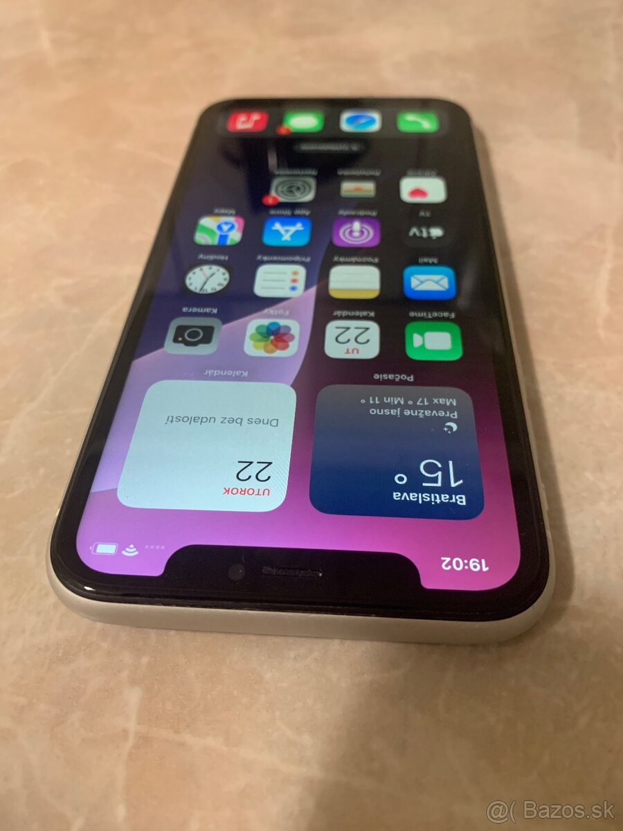 iPhone XR / White 64GB - TOP stav - 5