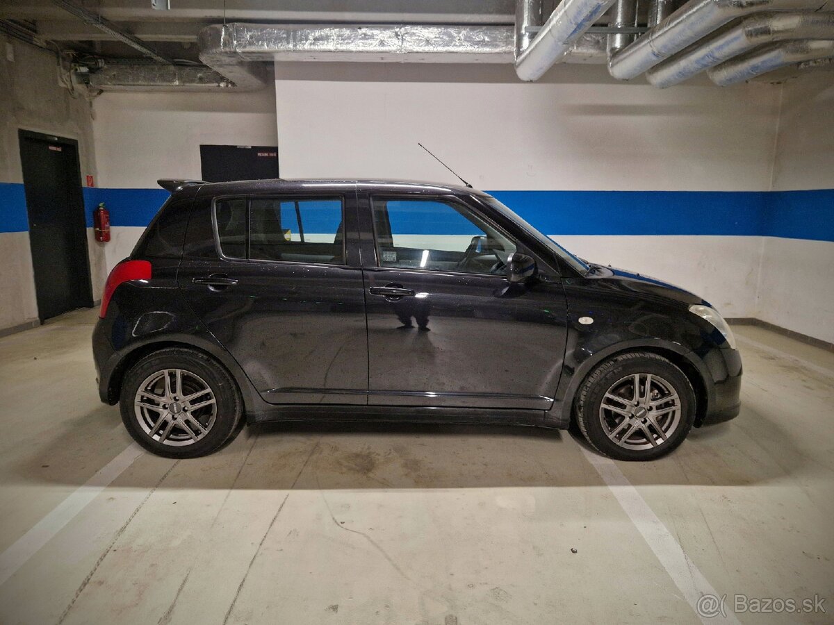 Suzuki Swift 1.3i - 5