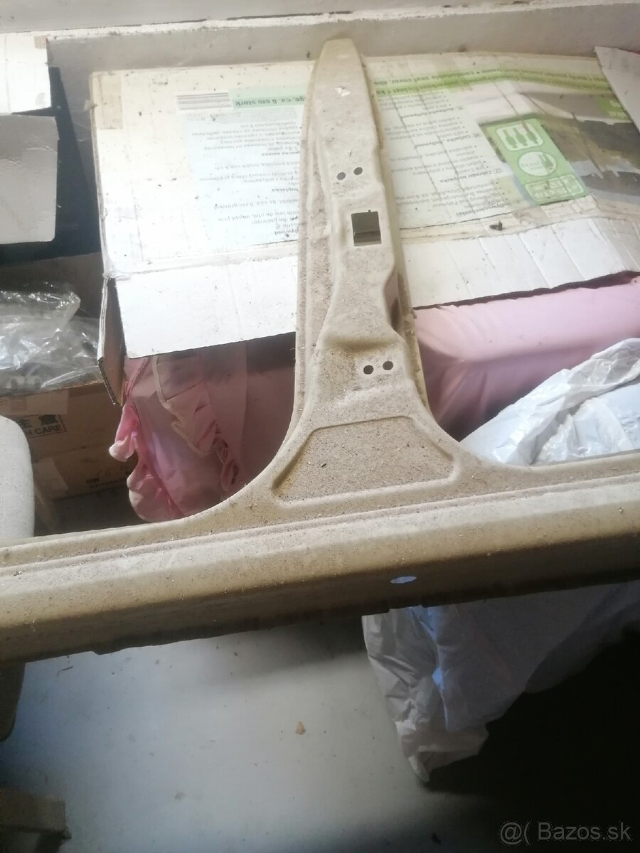 Stĺpik stredový Fabia1, ľavý - 5