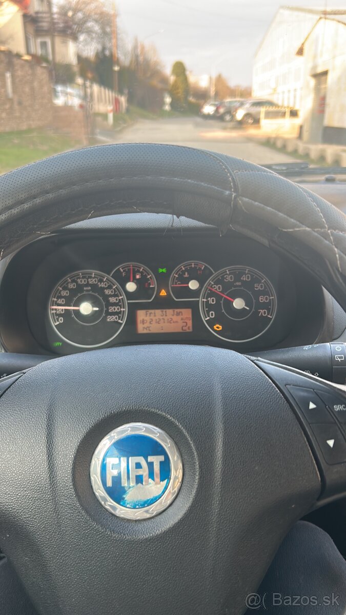 Fiat Grande Punto Multijet 1.3 automat - 5