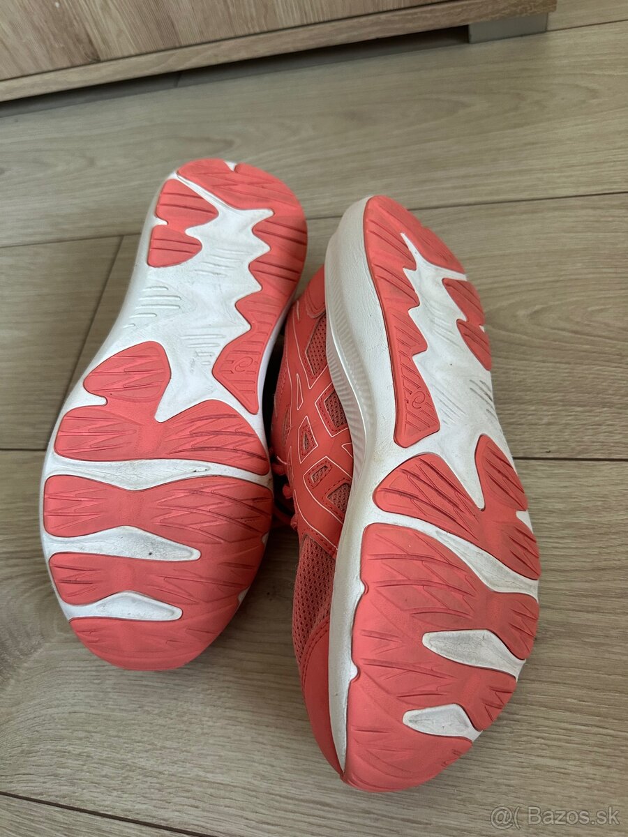 Asics botasky 40 - 5