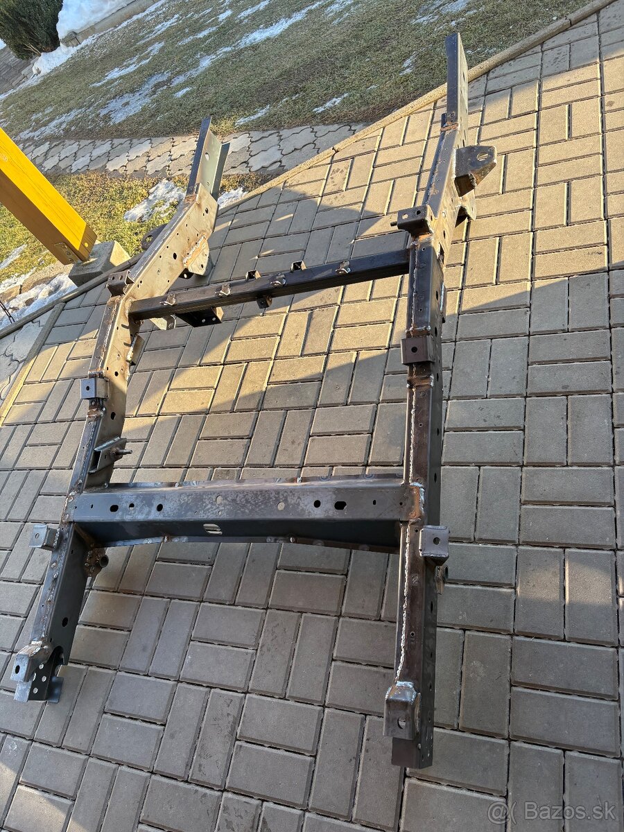 L200 nová polovica rámu r.v. 06-15 - 5