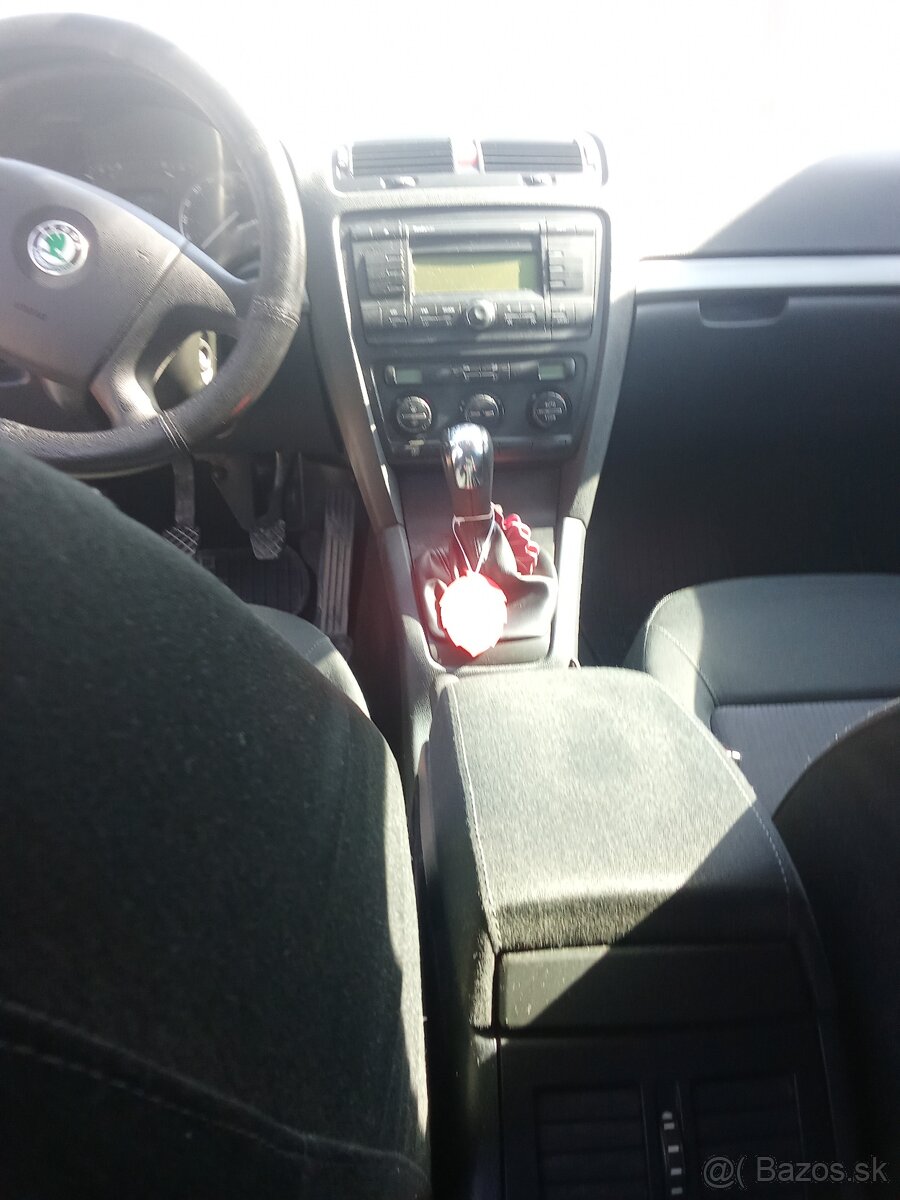 Škoda Octavia 2 - 5