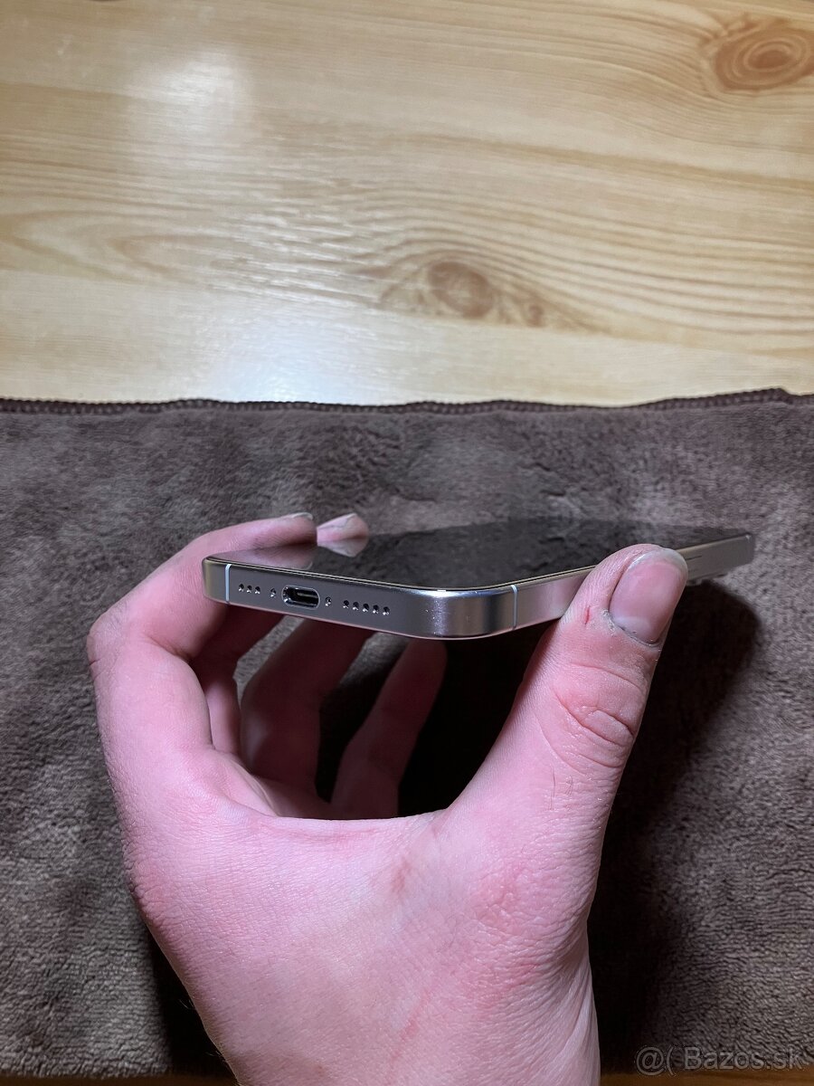 iPhone 15 pro 256gb - 5