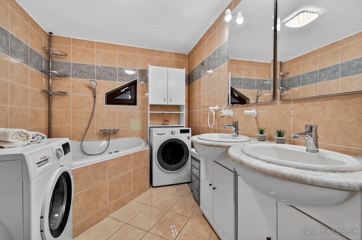 Na predaj - Priestranný 5-izbový rodinný dom s krytým bazén - 5