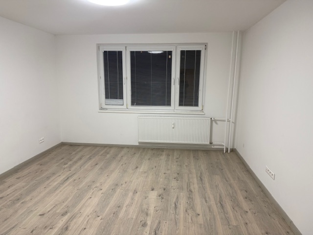 3 izbový byt do prenájmu v Nových Zámkoch. - 5