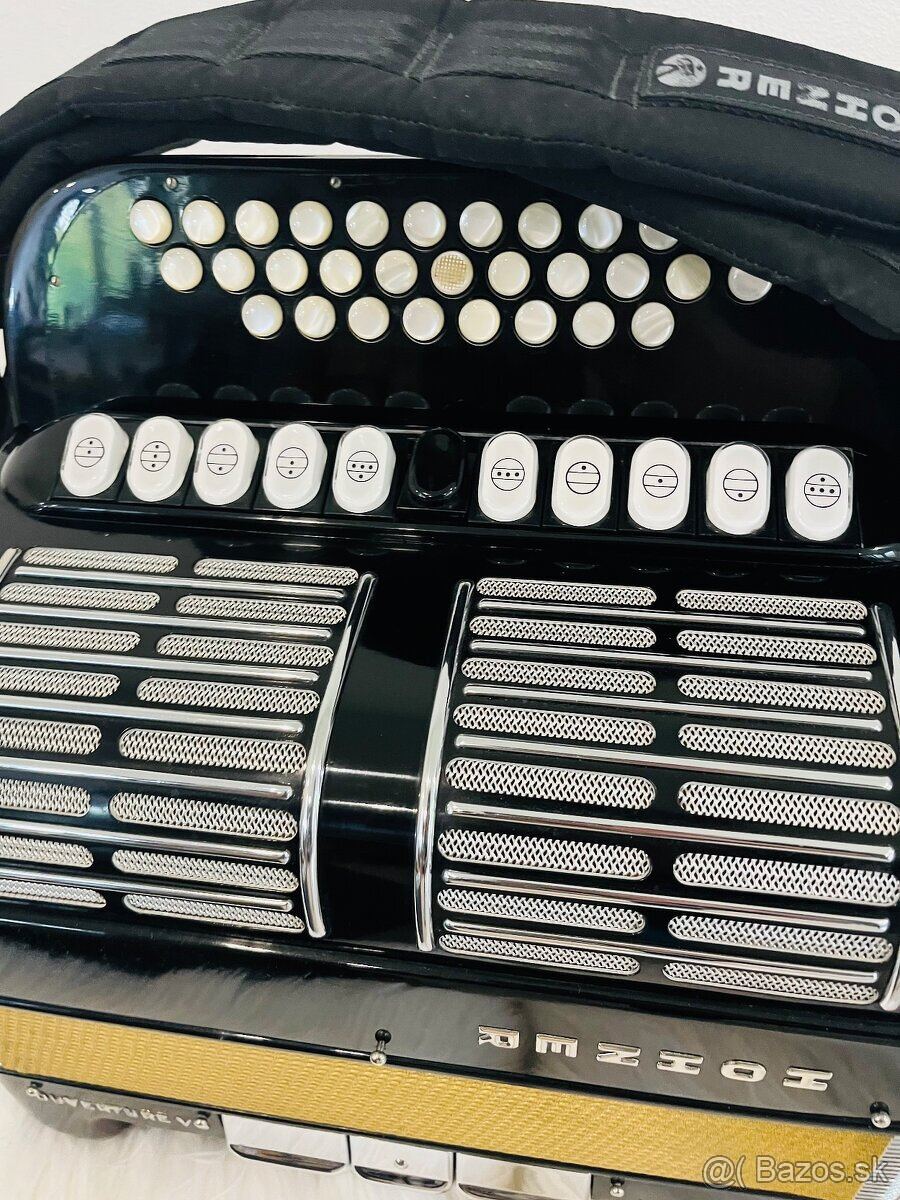 Predám nemeckú heligónku Hohner Overture V 5 hlasná, CF + po - 5