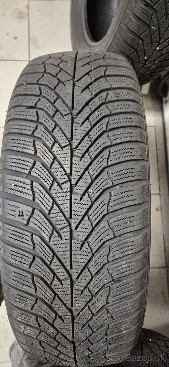 Zimné pneumatiky Kumho 225/60 R18 104V - 5