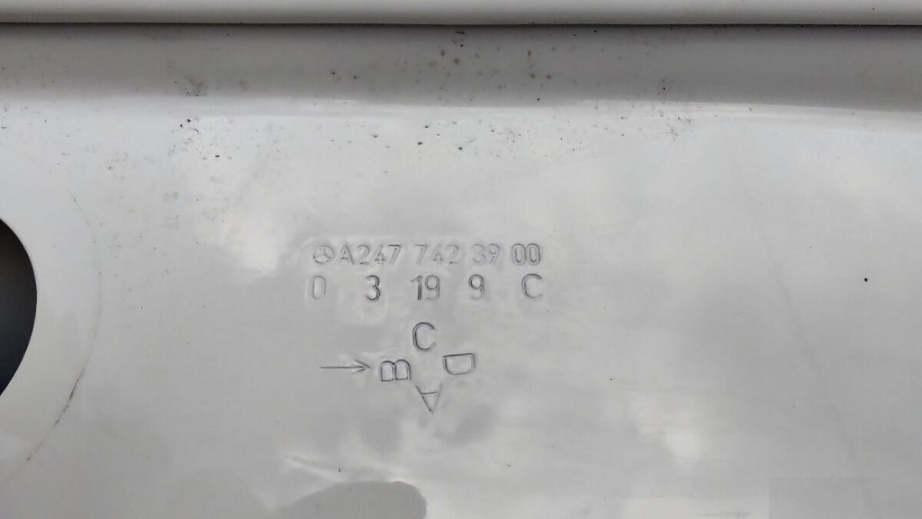 Mercedes B -class W247 2018 - zadna kapota kufor veko dvere - 5