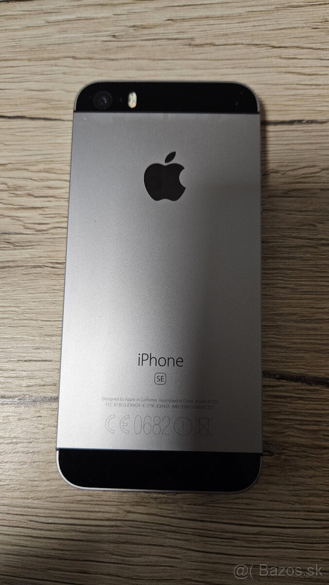 IPhone SE + prislusenstvo - 5