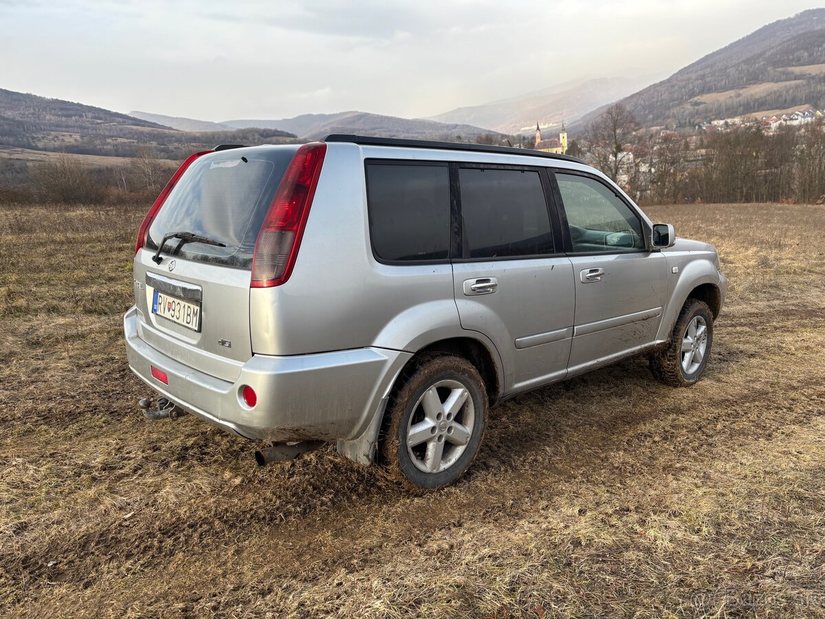 Nissan Xtrail 2.2DCi 100kW 4x4 - 5