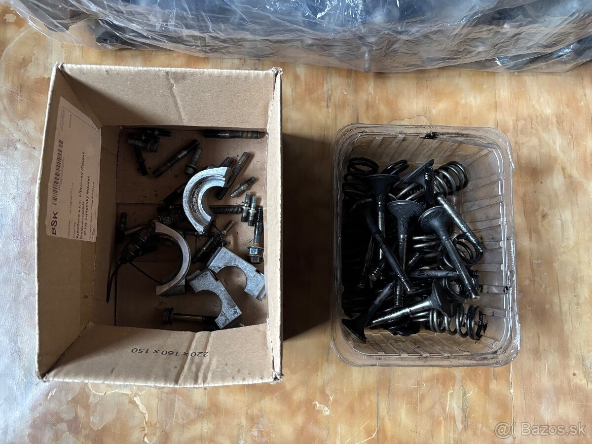 hlava D24tic Volvo - 5