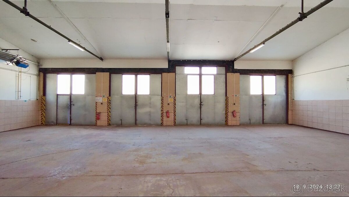 Priemyselný areál, Nové Mesto nad Váhom - 5