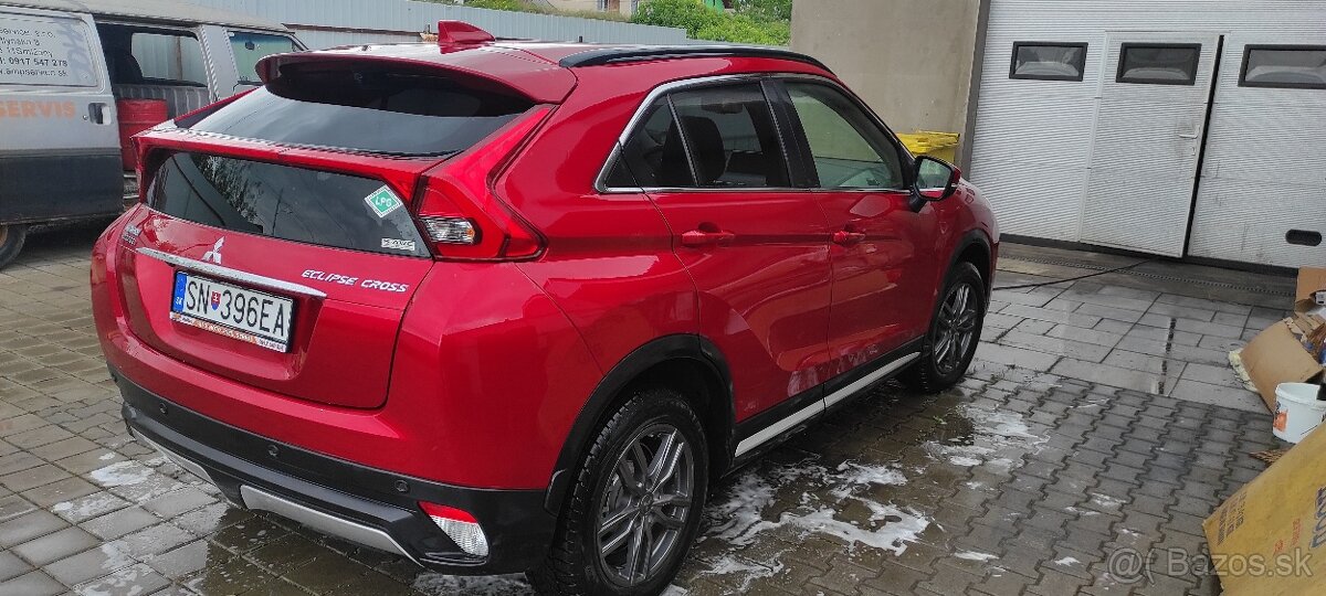 Predám Mitsubishi eclipse cross benzín/lpg