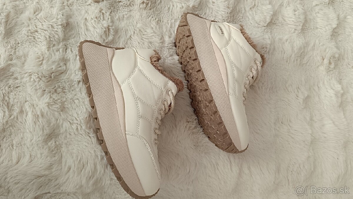 Nové dámske zateplené tenisky platforma krémové veľkosť 37 - 5
