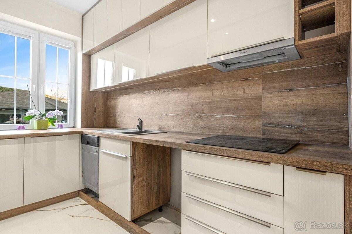 Prenájom 3 - izbového bytu Malacky s parkovacím miestom - 5