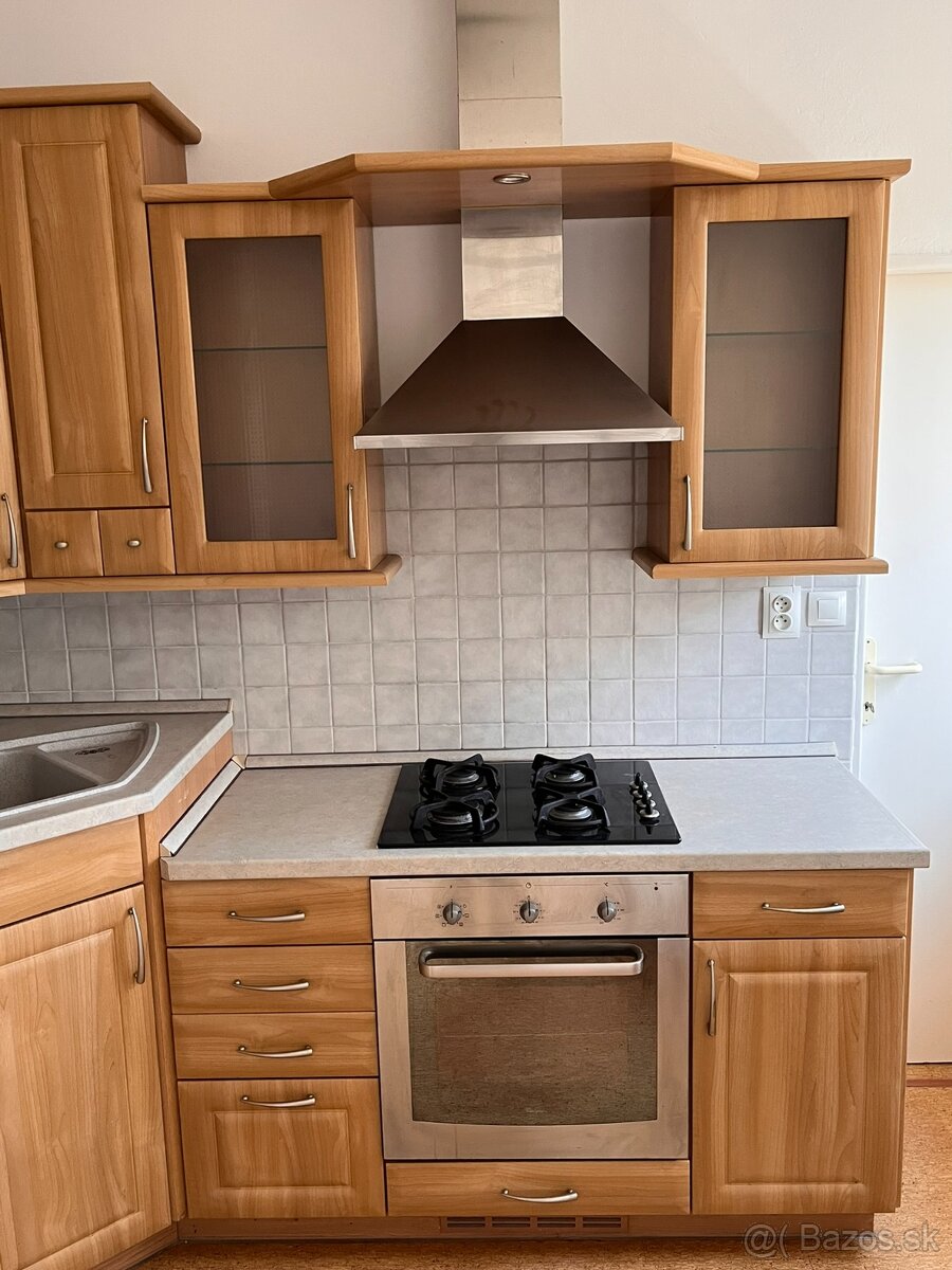 Predám kuchynskú linku - 5