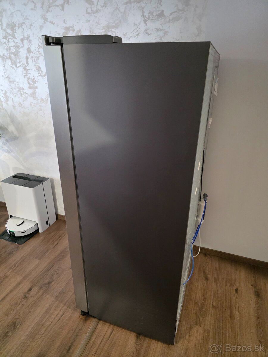 Chladnička Samsung RS67A8810S9/EF, top stav - 5