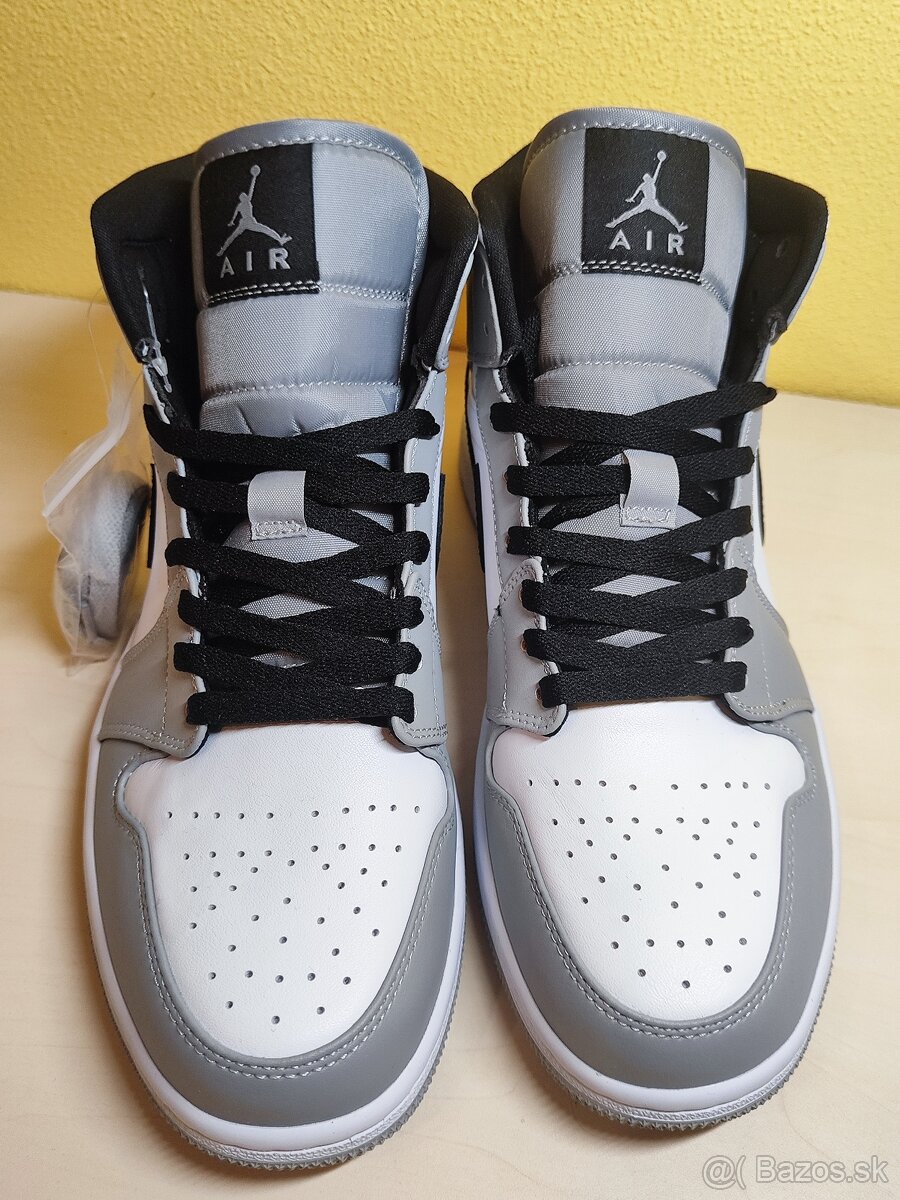 Nike air Jordan 1 Mid light smoke grey - 5