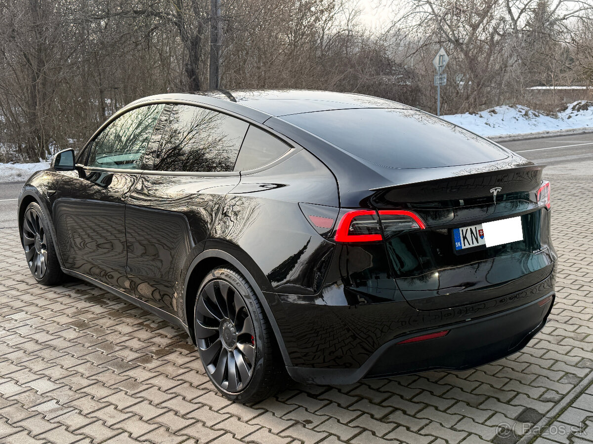 Tesla Model Y DUAL MOTOR 4x4 PERFORMANCE - 5