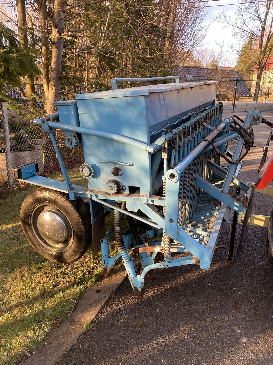 preám sejačku za traktor 215cm - 5