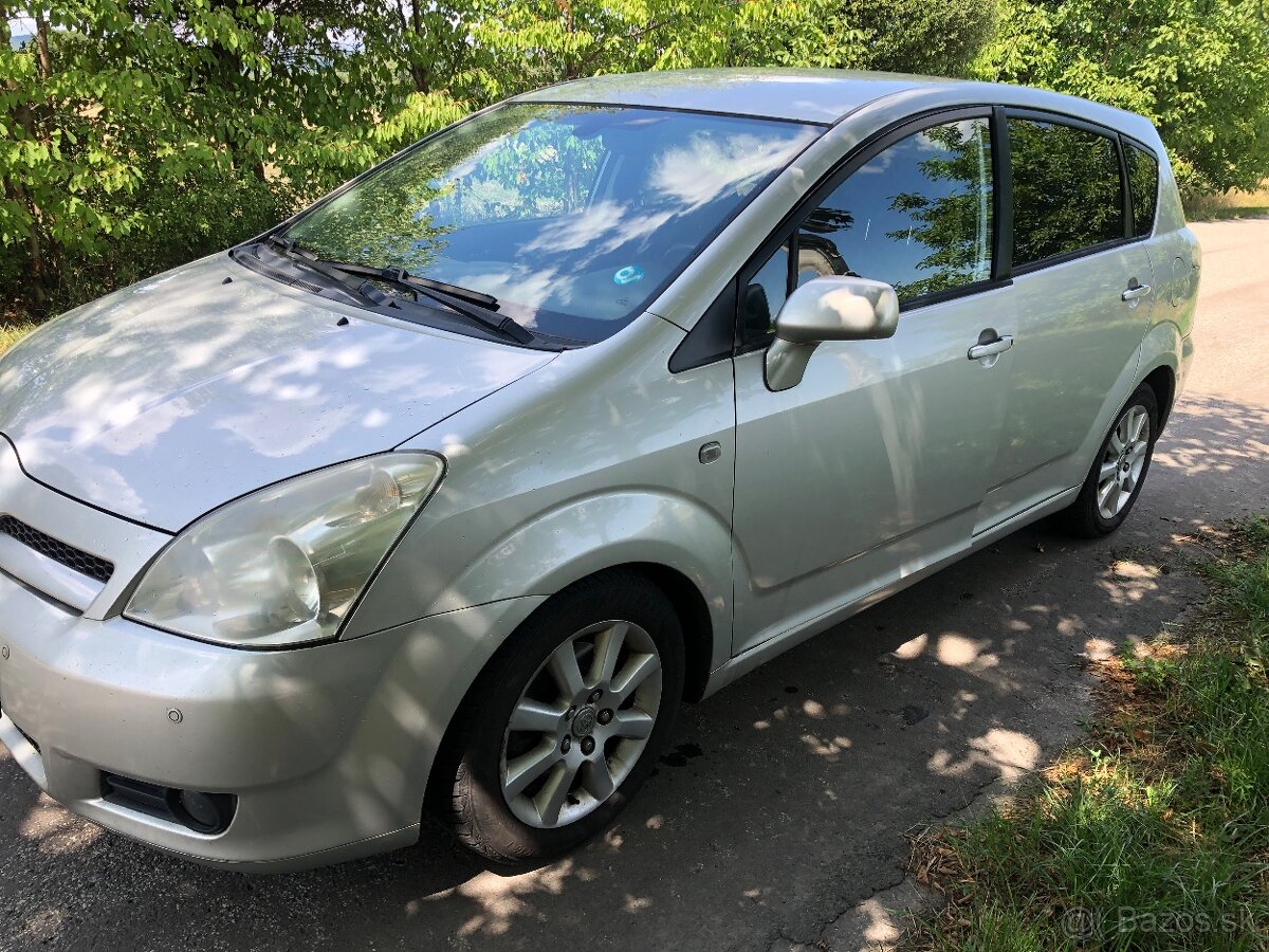 Toyota verso corolla - 5
