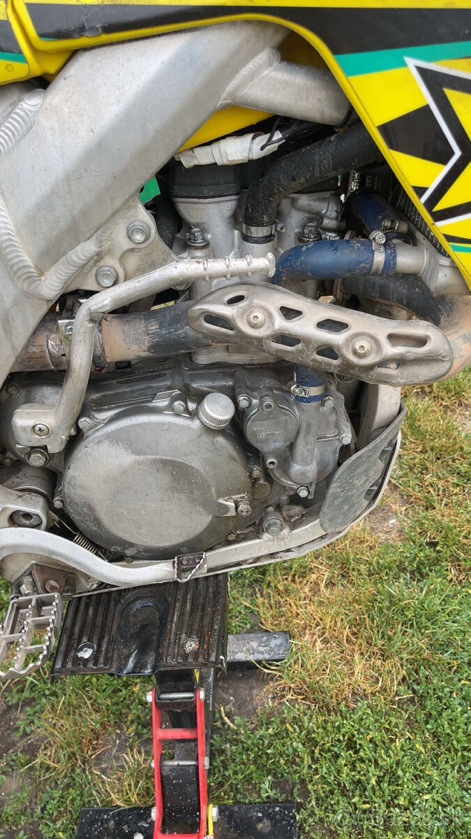Predám Suzuki rmz 450 2009