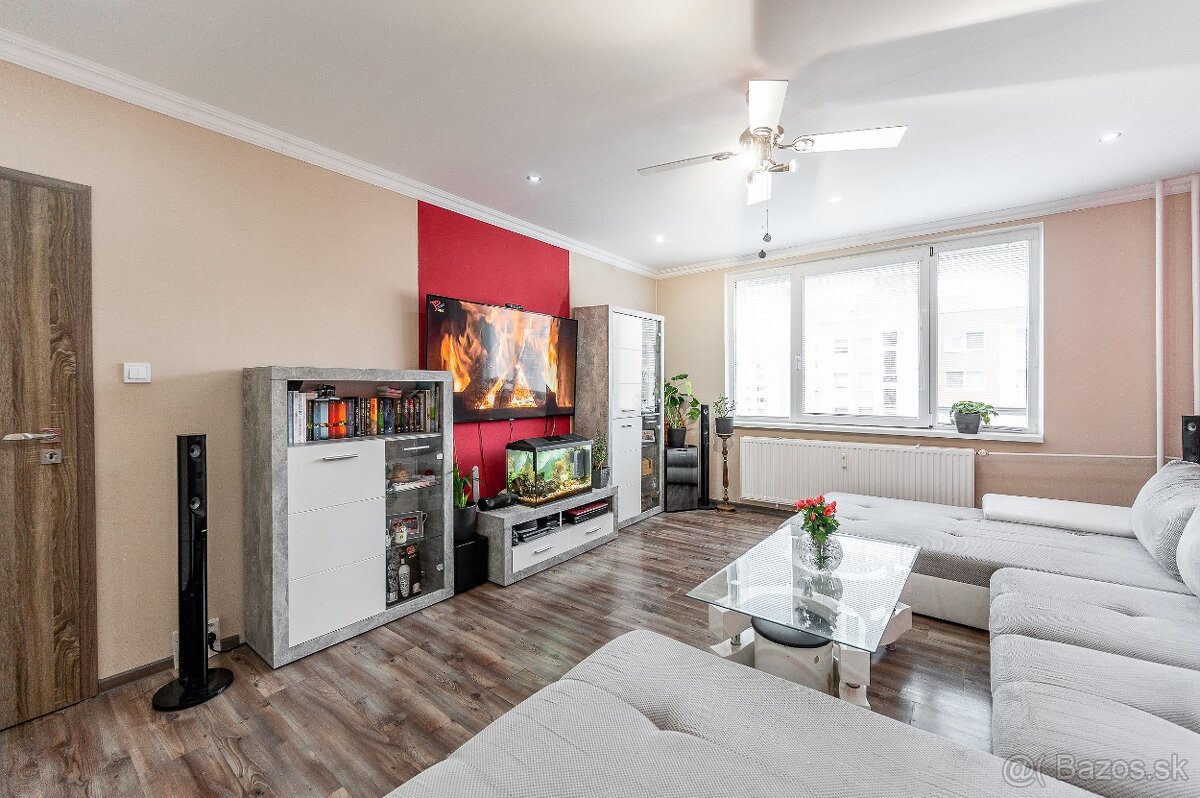 3 izbový byt na Sídlisku KVP na ulici Húskova - 5