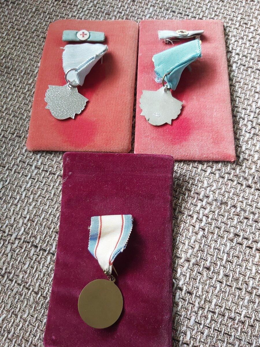 Medaila Červený kríž - 5