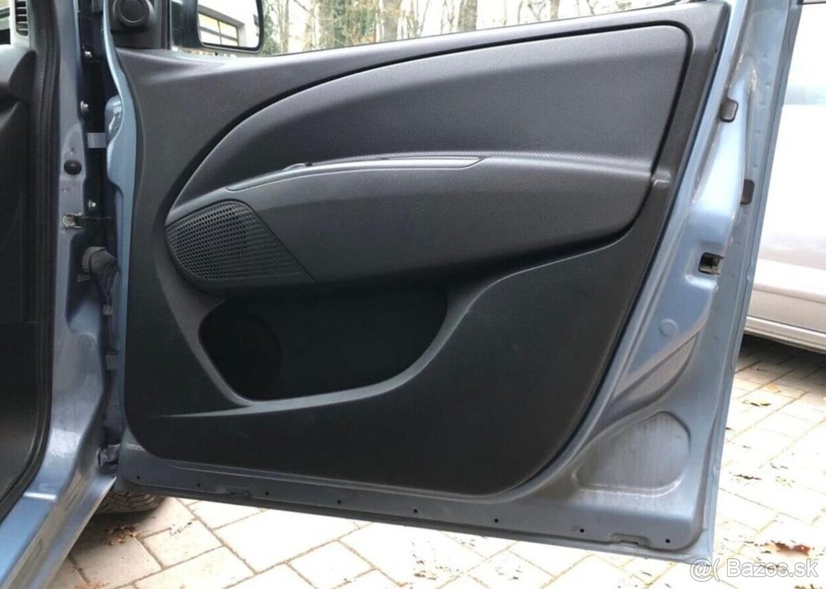 Fiat Dobló 1.6 JTD nafta manuál 77 kw - 5