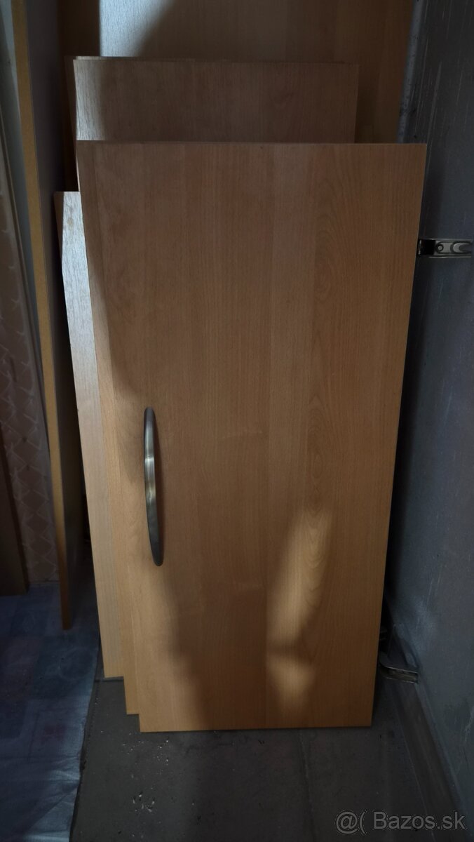 Predam dvere 4ks a dvierka - 5
