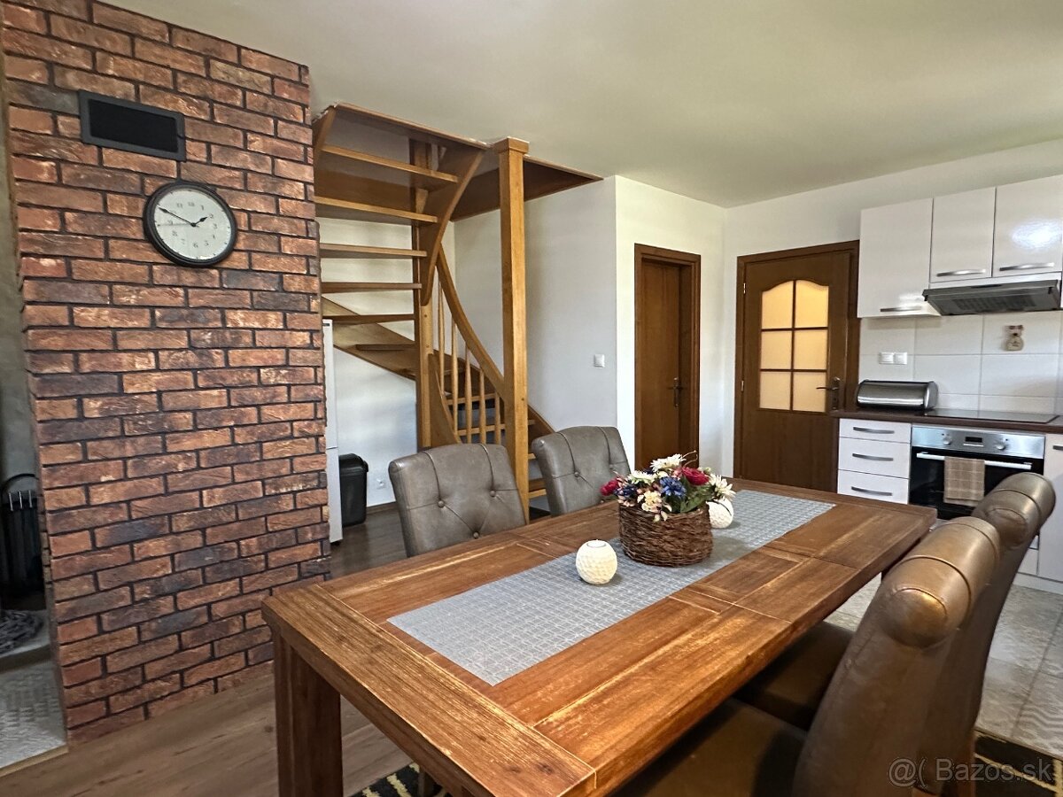 3izb. dom priamo pod Vysokými Tatrami na PRENÁJOM - 5