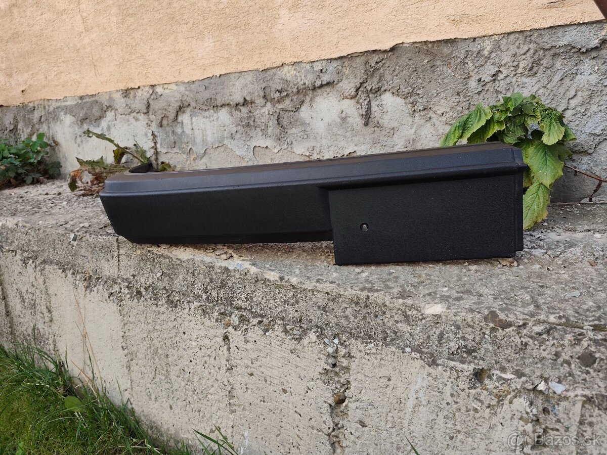 Prava polka nárazníka škoda - 5