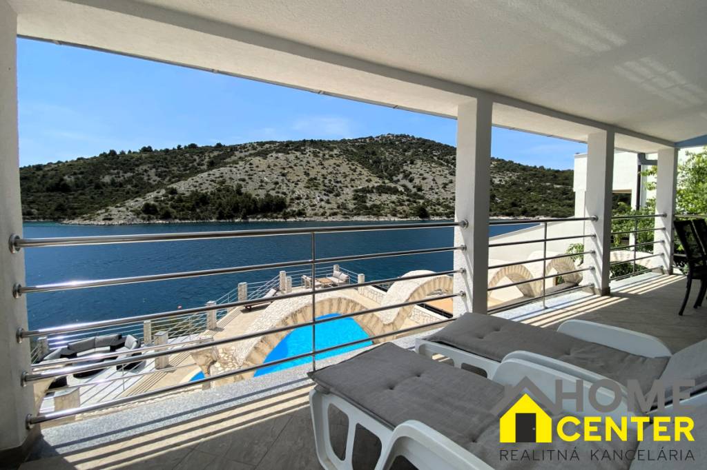 Apartmánová vila /500 m²/ pri mori, Dalmátsko, Marina - 5