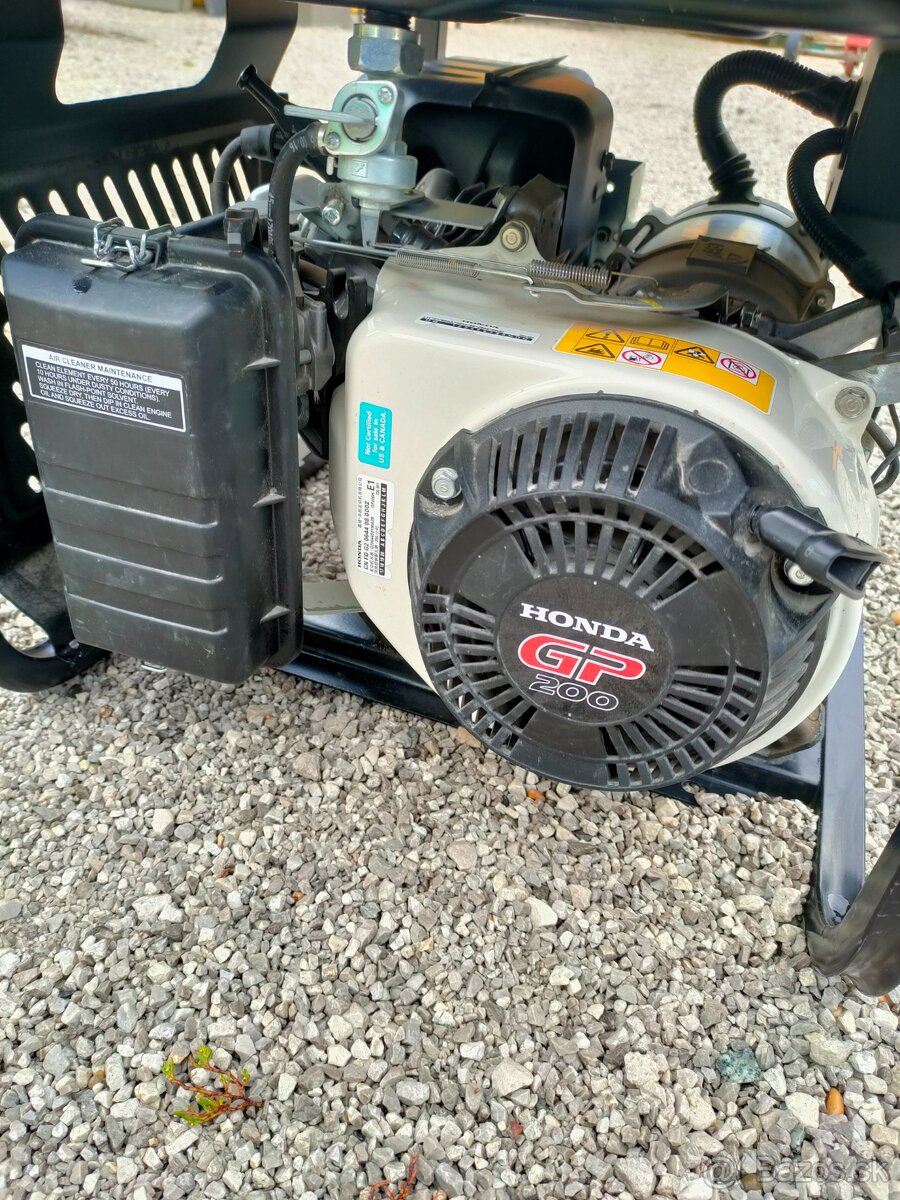Predám elektrocentrálu s motorom Honda GP200 - 5