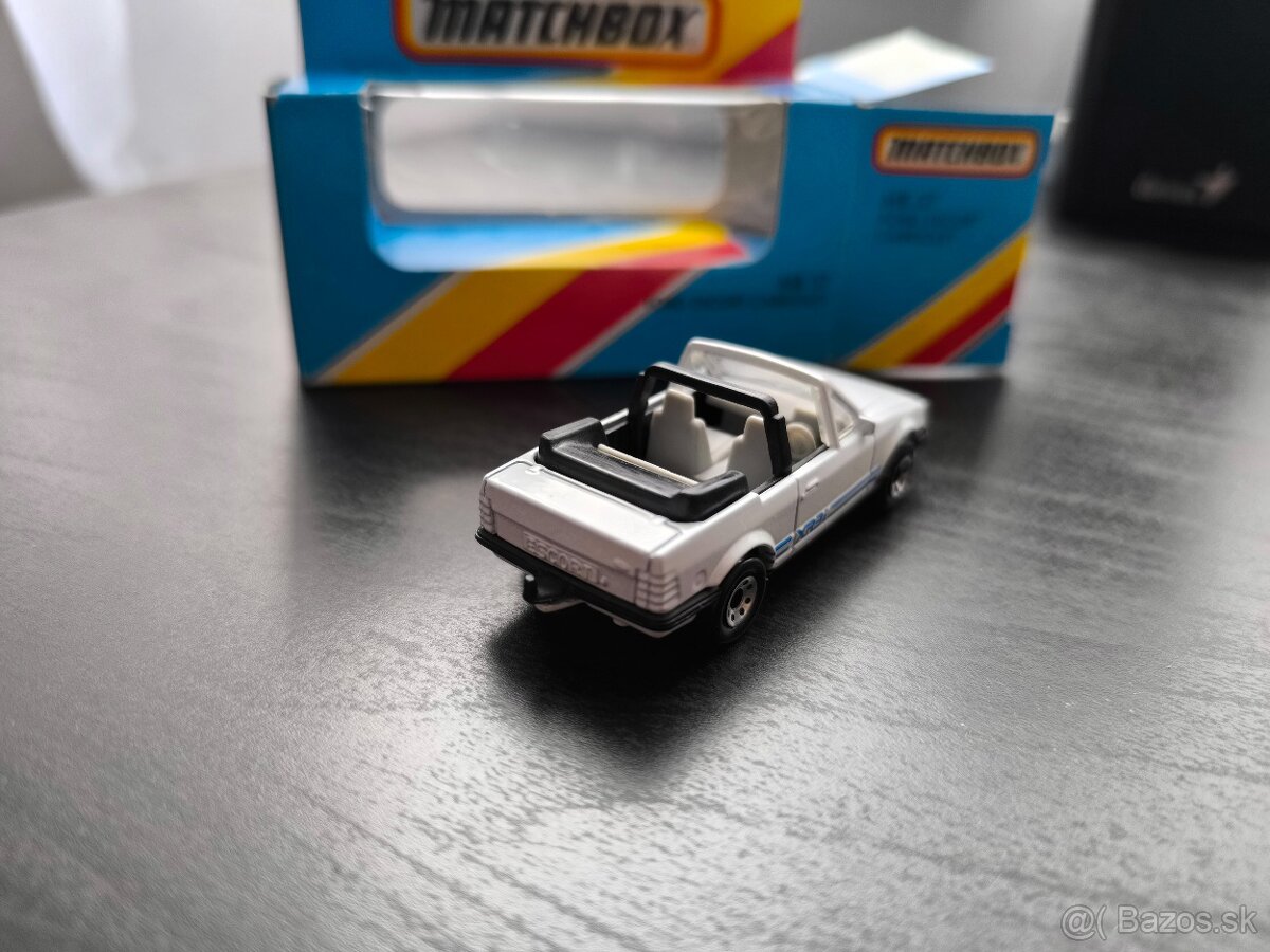 Matchbox Ford Escort Macau - 5