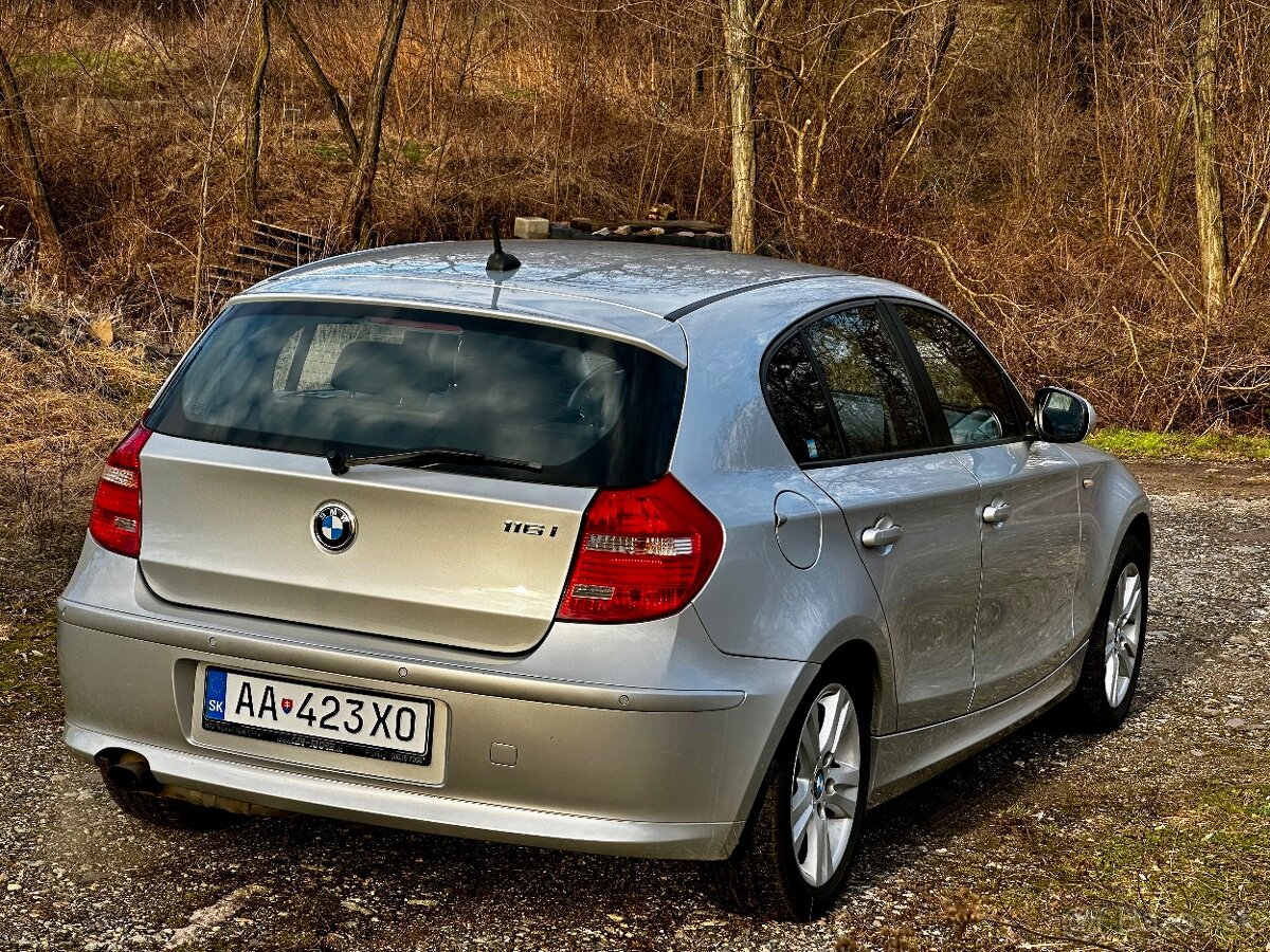 Predám BMW 1 e87 2.0i 90kw 2010 FaceLift - 5