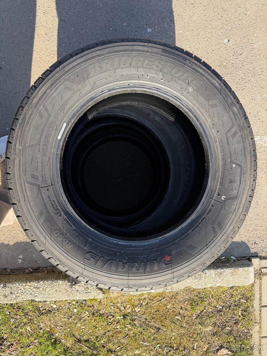 215/65 R16C Letne pneu - 5