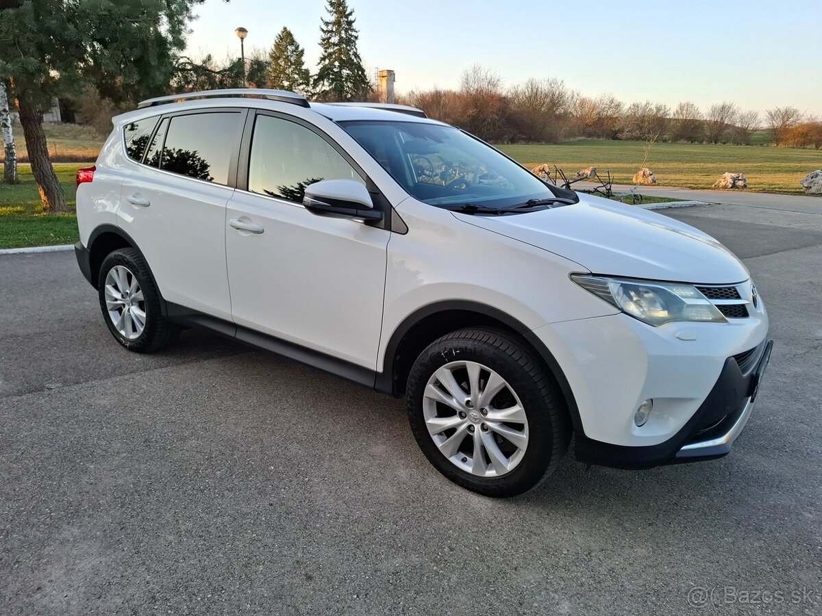 Toyota RAV4 2.0 benzin 4x4 - 5