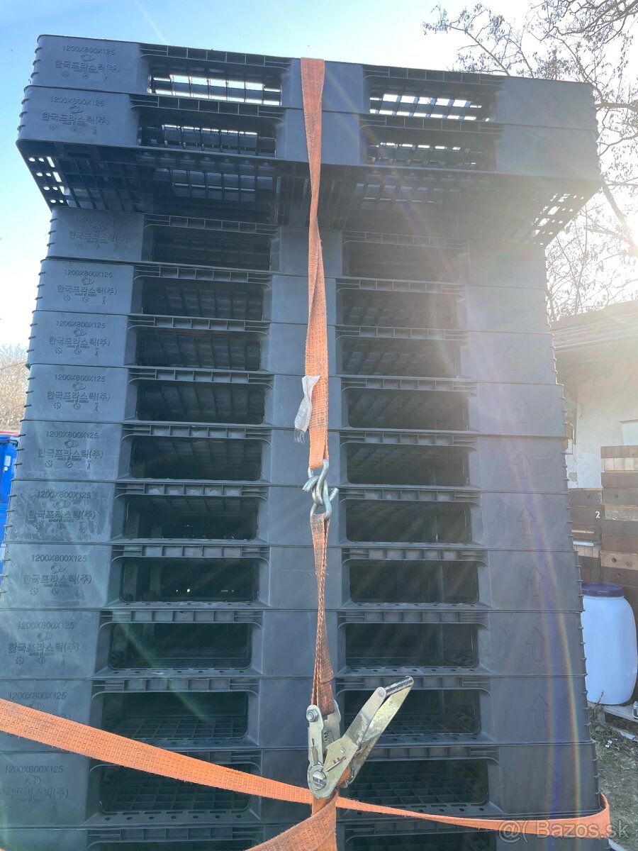 Plastové palety 120x80cm - 5