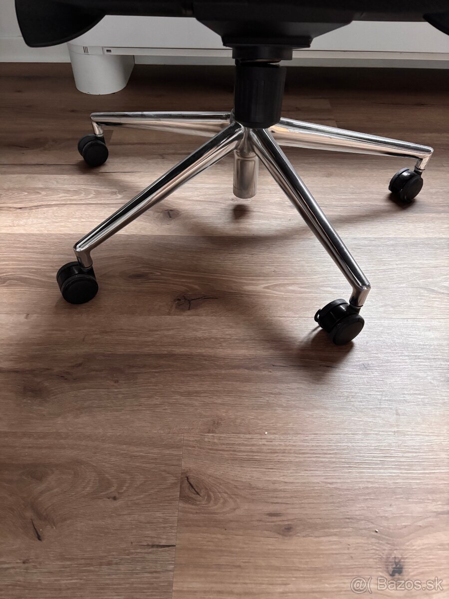 Kancelárska stolička - 5