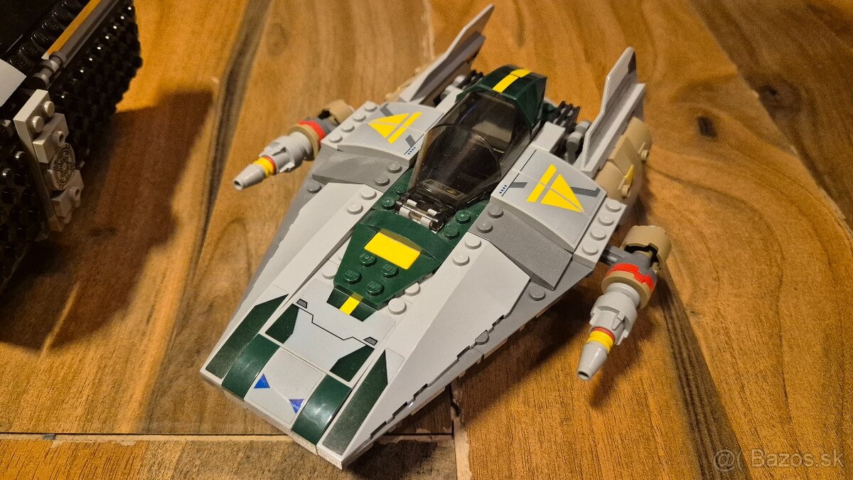 LEGO Star Wars 75150 – Vader’s TIE Advanced vs. A-Wing Sta - 5